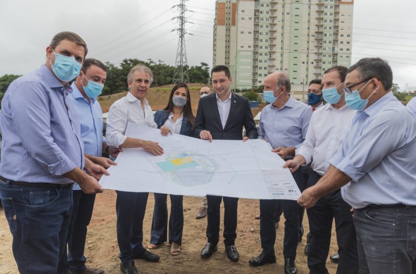  Autoridades visitam obras do Hospital Regional em Barueri
