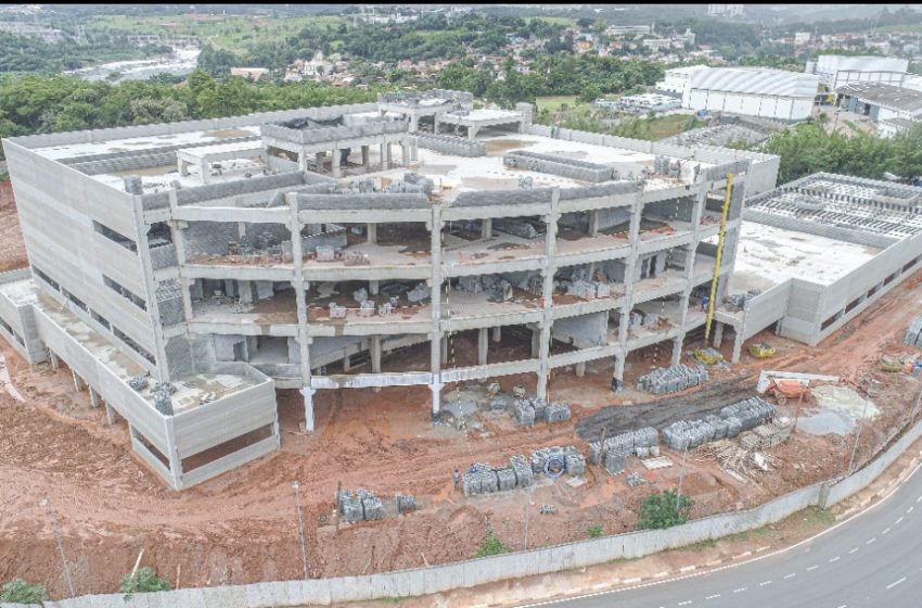  Novo Hospital de Santana de Parnaíba está com obras aceleradas e será entregue este ano