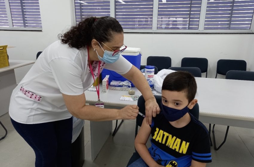  Vacinação continua neste final de semana 29 e 30/1 em Barueri