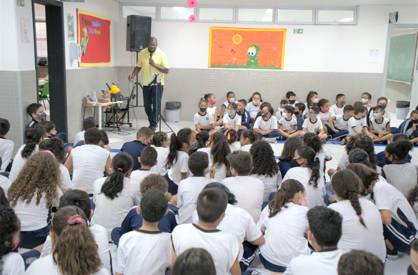  9 mil alunos iniciam atividades do Sala Maker em Barueri