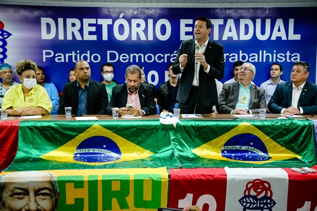  Elvis Cezar se filia ao PDT e é confirmado como o pré-candidato do partido ao Governo Estadual