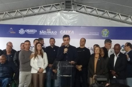 Governador visita Carapicuíba e Osasco e anuncia investimentos