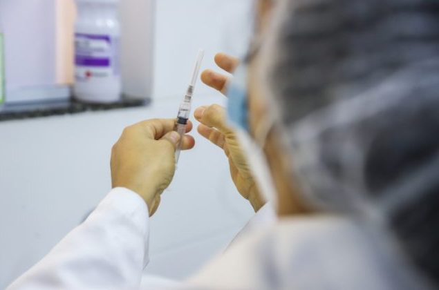  Osasco inicia vacinação de crianças de 3 e 4 anos com comorbidades contra a covid