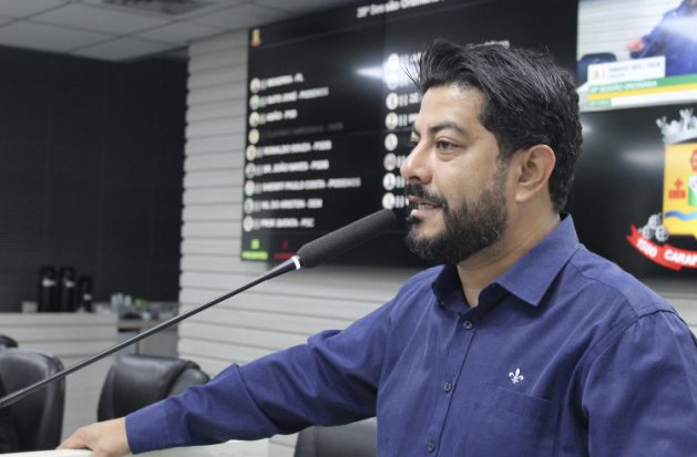  Vereador Fabinho Reis quer profissionais que dominem a linguagem de sinais atuando nos órgãos públicos de Carapicuíba