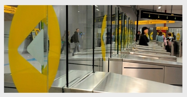  Linha 4-Amarela do Metrô tem operação especial durante o Réveillon na Paulista 