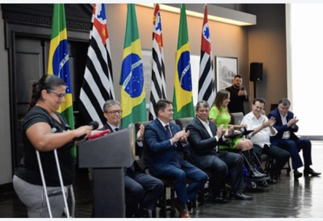  Tarcísio reforça compromisso com representantes de entidades das pessoas com deficiência
