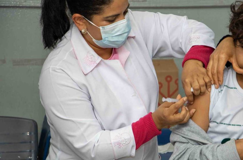  Cotia inicia a vacinação seletiva contra meningite nas UBS’s até 28/02