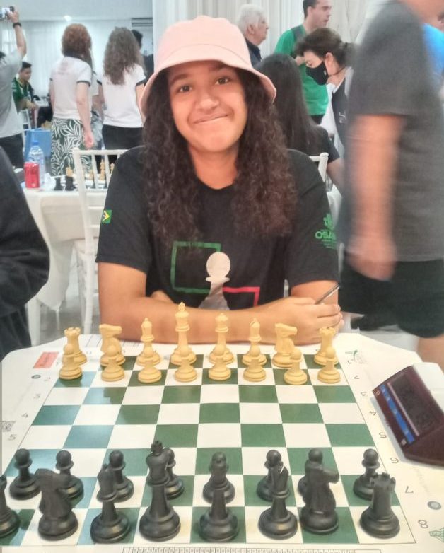 Enxadrista navegantina conquista título de Mestre Nacional de Xadrez