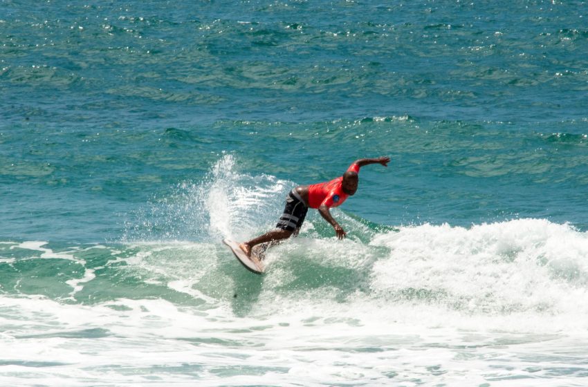  Capital Estadual do Surfe, Ubatuba conta com escolinhas da modalidade e é o berço do campeão mundial