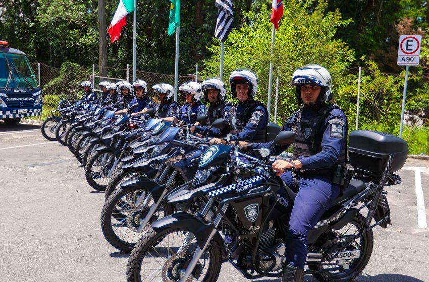  Osasco reforça segurança com entrega de novas motos 300 cilindradas à GCM