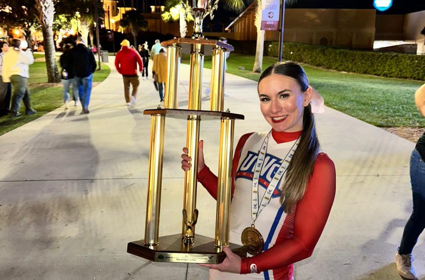  Giulia Pucharelli, atleta de Osasco, conquista campeonato nacional de Cheerleading pela University West Georgia, nos EUA