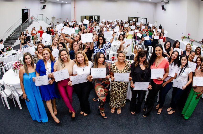  Santana de Parnaíba reúne expositoras da Feira da Mulher Empreendedora