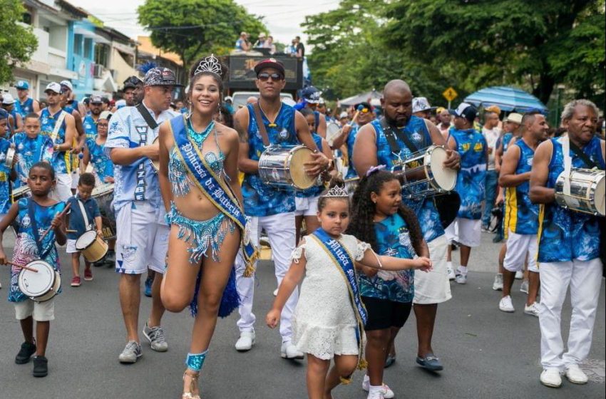  Carnaval 2025 homenageia primeiro voo da América Latina com 26 blocos de rua em Osasco