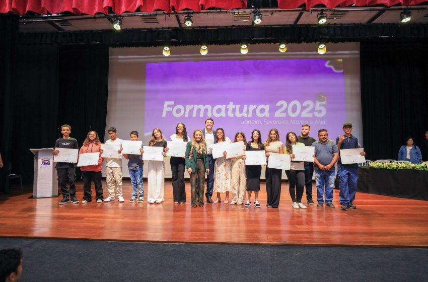  Secretaria da Mulher e da Família de Santana de Parnaíba forma mais 1,1 mil pessoas em 46 cursos