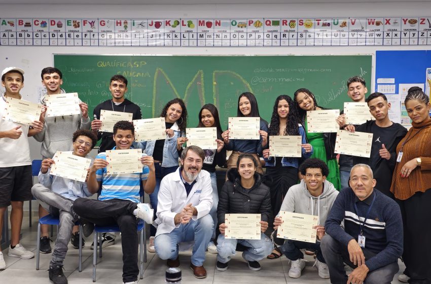  Em parceria com o Estado, Cotia forma 1º turma do curso de Marketing Digital