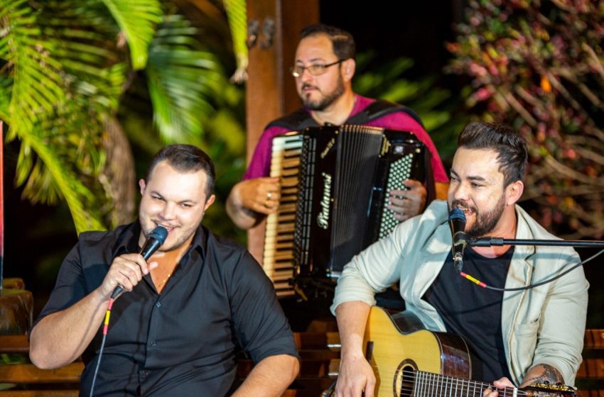  Matheus & Lorenzo se apresentam no Programa Viola Brasil deste final de semana