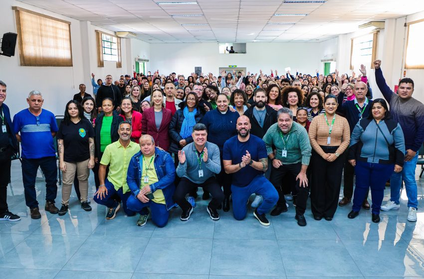  Prefeito dá posse a 164 novos servidores e celebra quase mil nomeações em oito meses