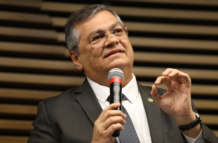  Apuração de irregularidades em emendas pix antigas é garantida