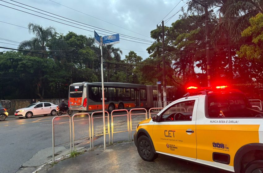 São Paulo tem vários pontos de alagamentos e queda elétrica devido as fortes chuvas de hoje, (10)