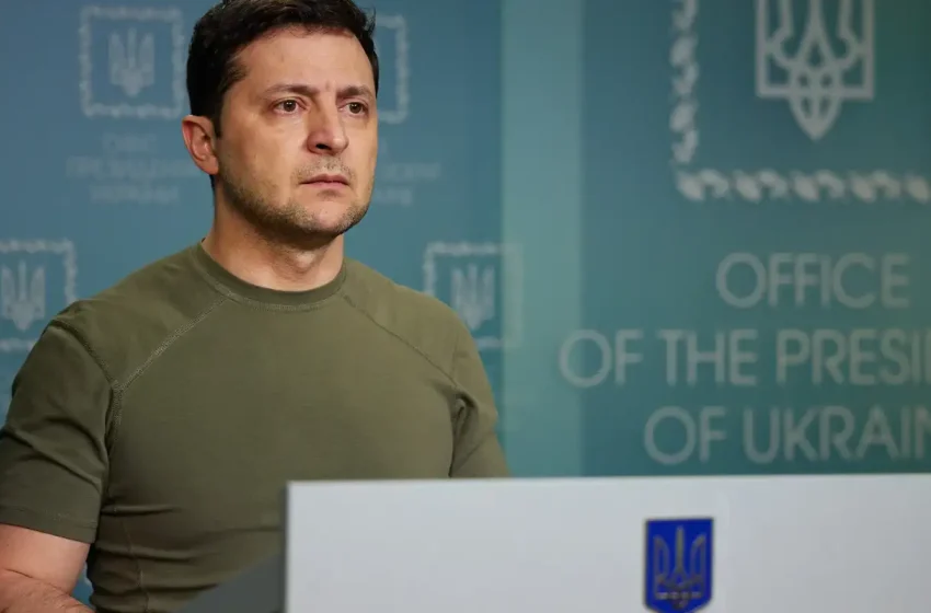  Ucrânia entre a dignidade e o apoio americano, diz zelensky