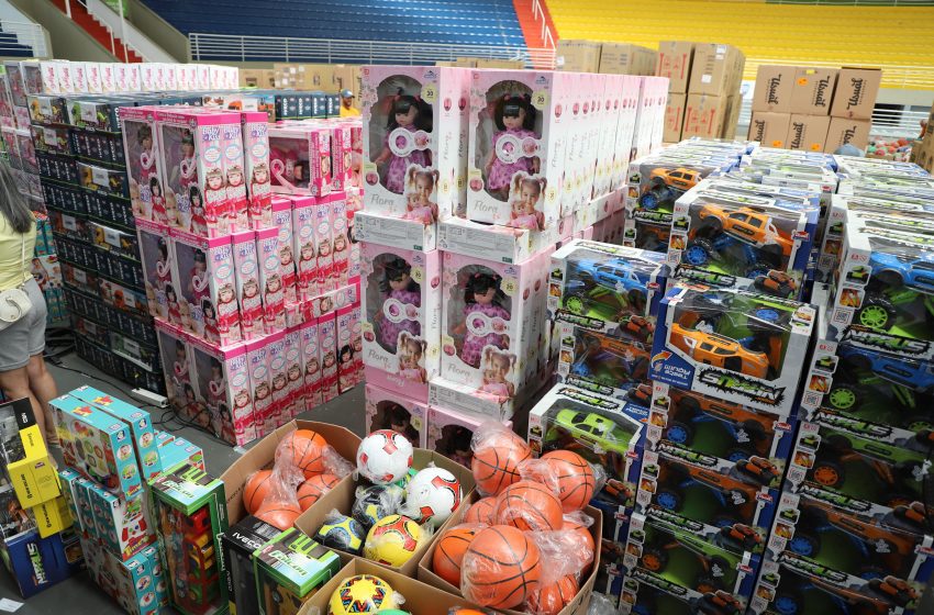  Brinquedos de Natal: alegria garantida para as crianças de Barueri