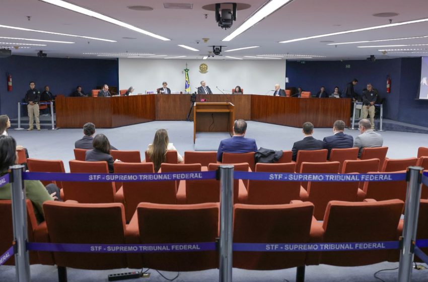  STF forma maioria para condenar cinco réus da trama golpista