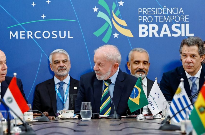  Lula prevê assinatura do acordo Mercosul-UE para janeiro de 2026
