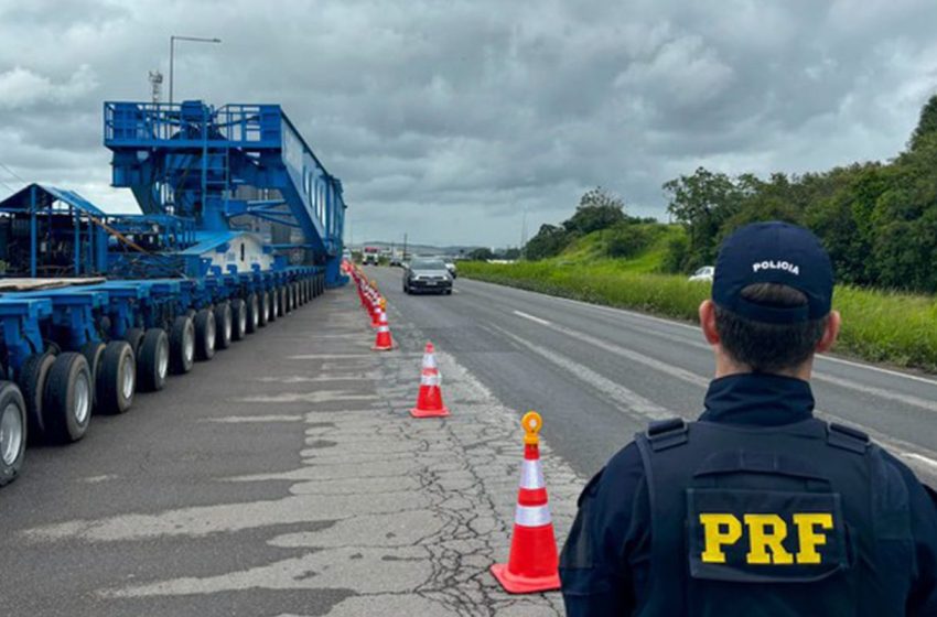  PRF intensifica fiscalização contra álcool e direção na Operação Ano Novo