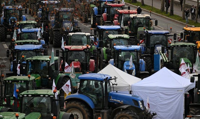  França lança lei emergencial para acalmar protestos sobre acordo UE-Mercosul