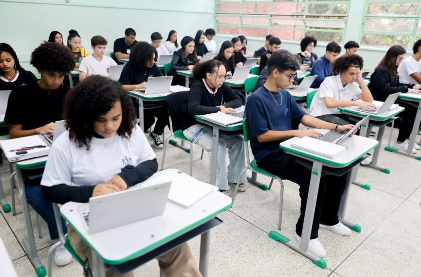  Ano letivo de 2026 em São Paulo: ensino técnico e gestão ampliada