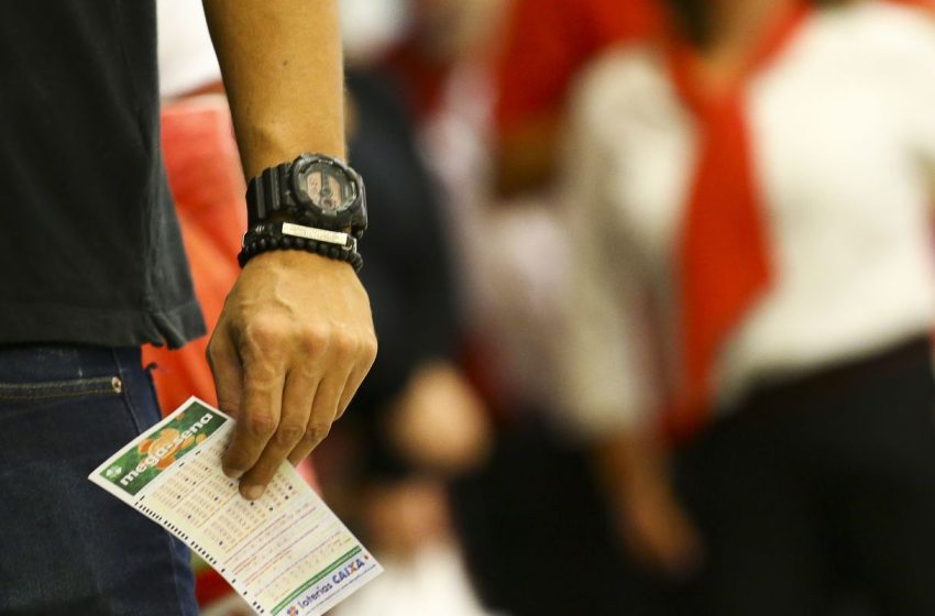  Mega-Sena acumula e prêmio milionário atinge R$ 115 milhões