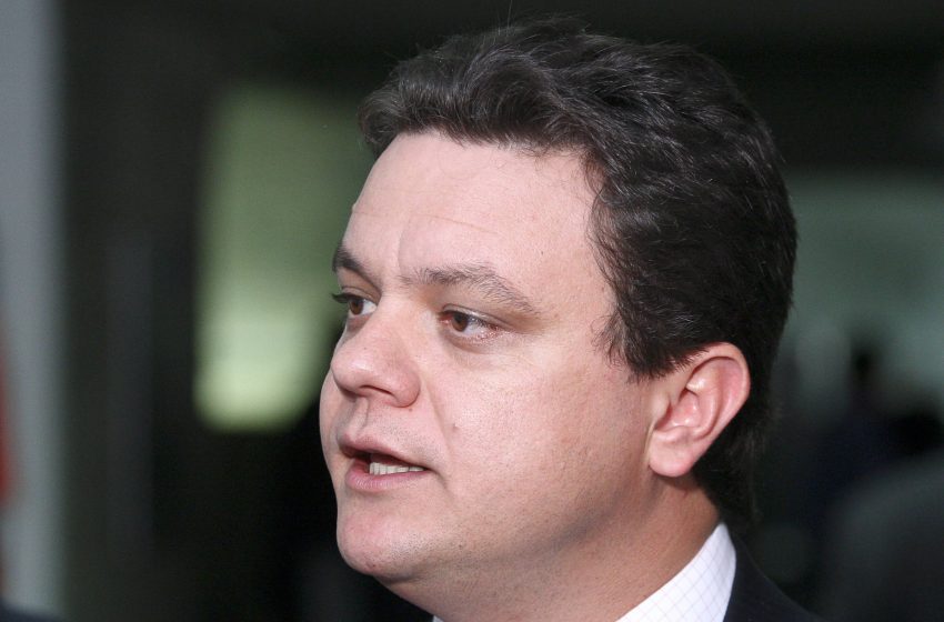  Governo estimula candidaturas para eleger deputado do PT ao TCU