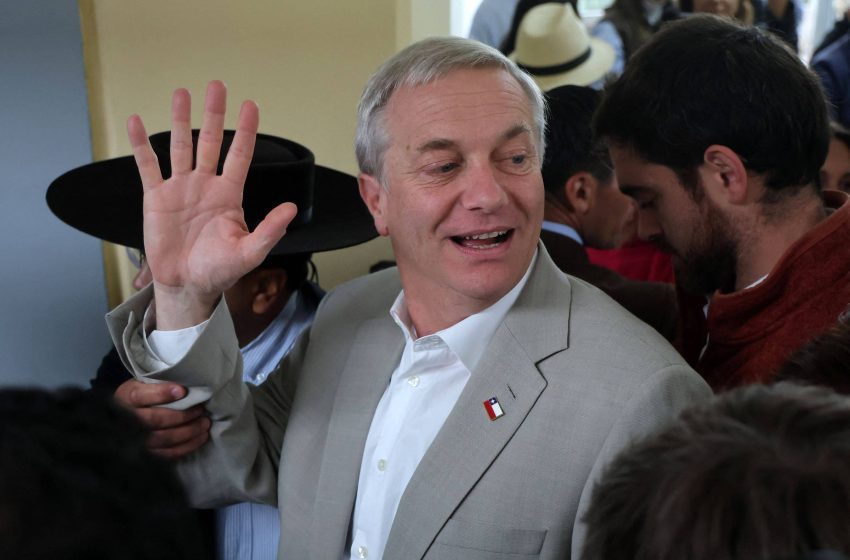  Secretária de Nunes convida líder ultradireitista do Chile para encontro em SP