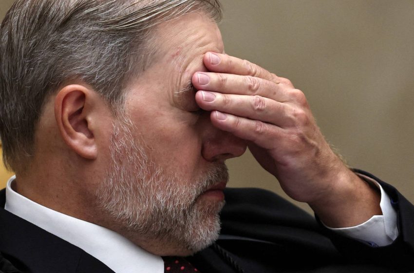  Supremo enxuga gelo em crise política sem fim no caso Master