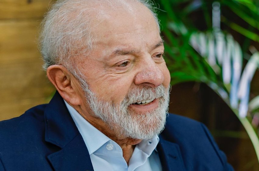  Lula assina MP para liberar FGTS a entidades filantrópicas