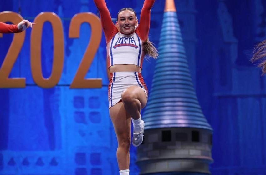  Osasquense conquista ouro pelo 4º ano consecutivo em campeonato universitário de cheerleading nos EUA