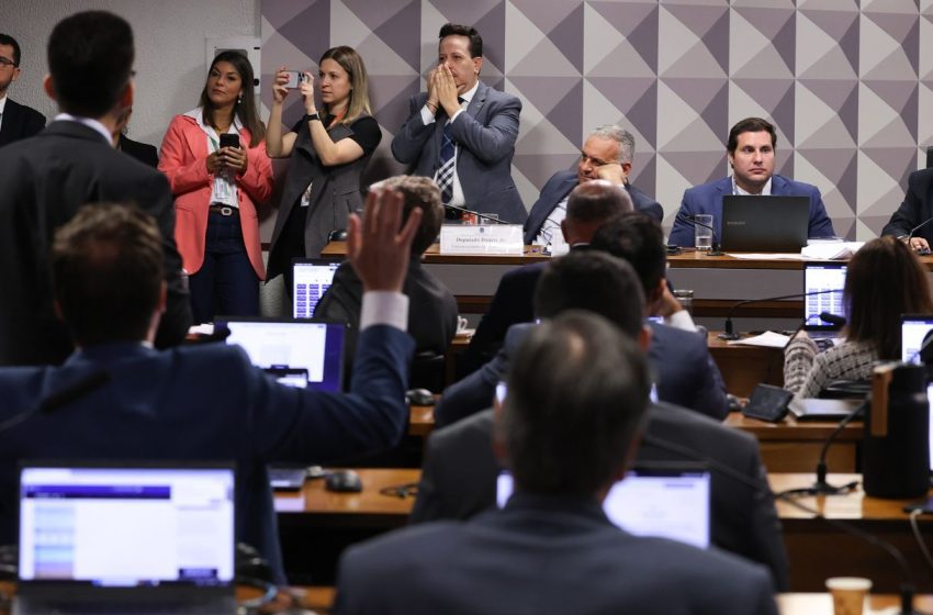  CPMI do INSS convoca cunhado e ex-namorada de Vorcaro para depor