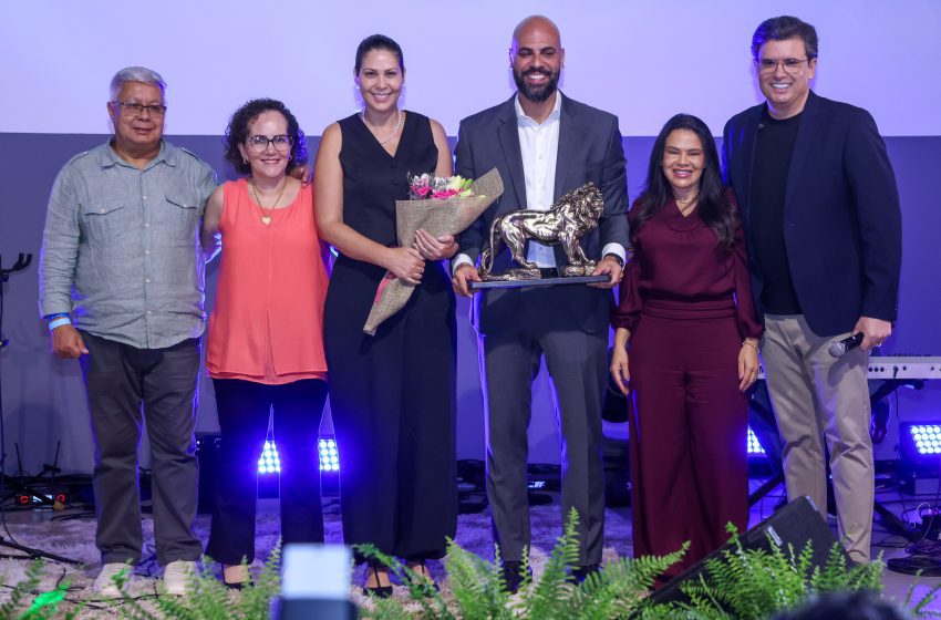  Culto pelos 64 anos de Osasco tem participação do cantor Eli Soares