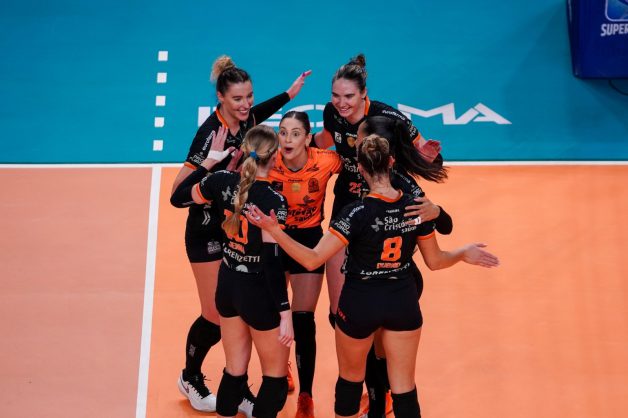 Fotos: (@osascovoleibolclube-@carol_fotografia)