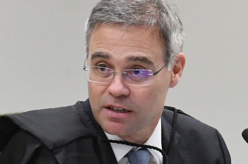  André Mendonça: juízes devem assumir responsabilidades e não buscar estrelato