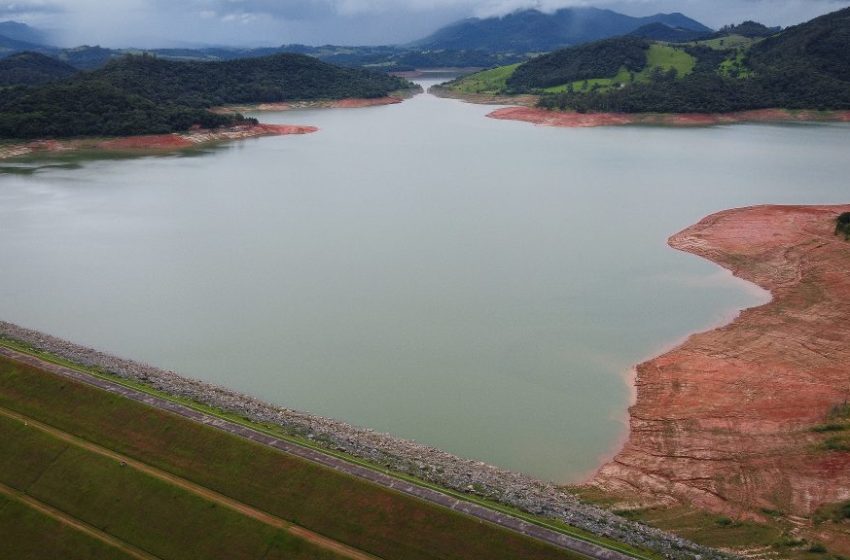  São Paulo economiza 151 bilhões de litros com gestão de água