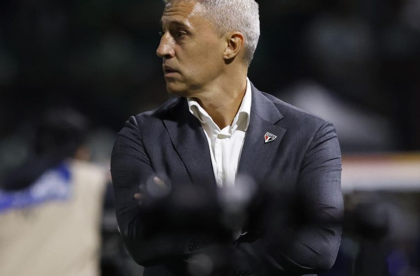  São Paulo anuncia saída de Hernán Crespo do comando técnico
