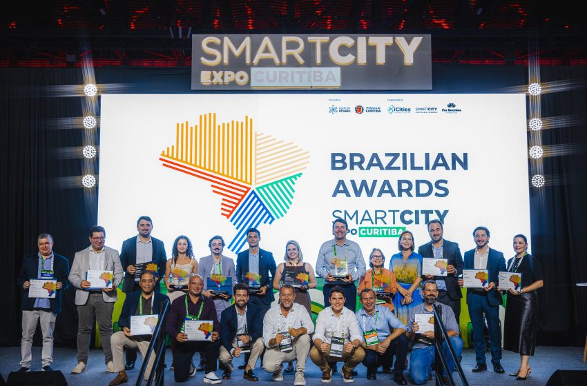  Santana de Parnaíba conquista prêmio de Cidade Inteligente no Smart City Expo Curitiba Brazilian Awards 2026