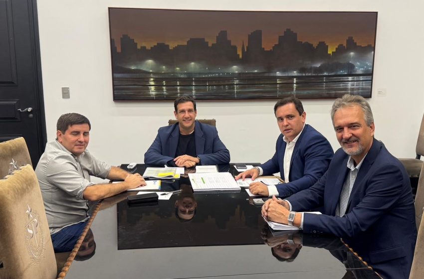  Prefeitos do CIOESTE apresentam demandas regionais ao Governo do Estado no Palácio dos Bandeirantes
