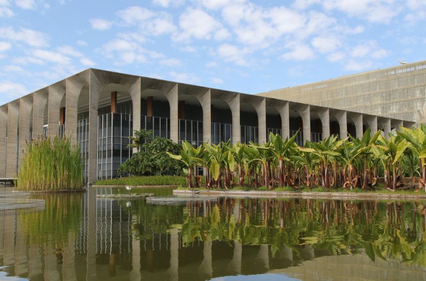  Brasil critica Israel por impedimento a religiosos no Santo Sepulcro