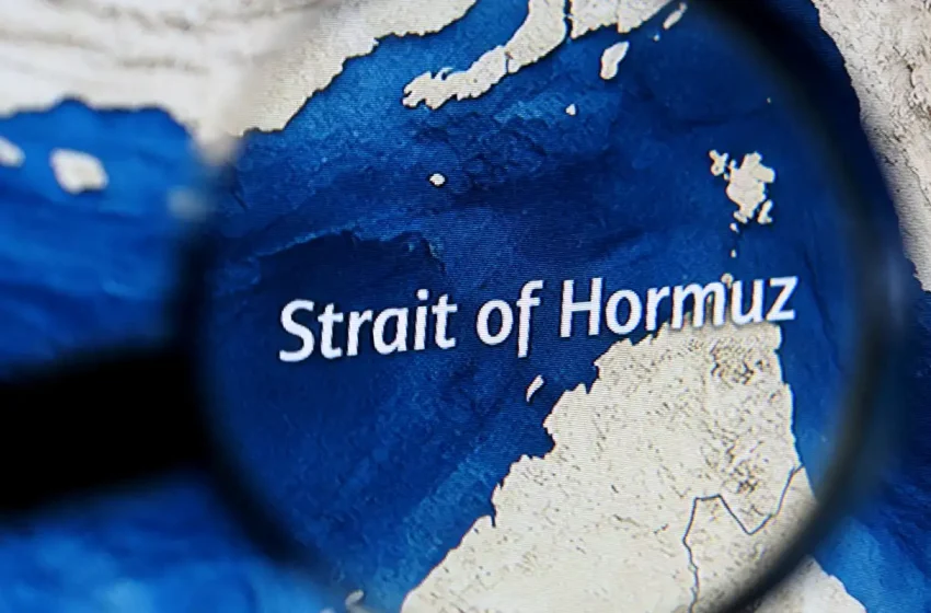  Irã retoma controle do Estreito de Ormuz Em meio a tensões regionais