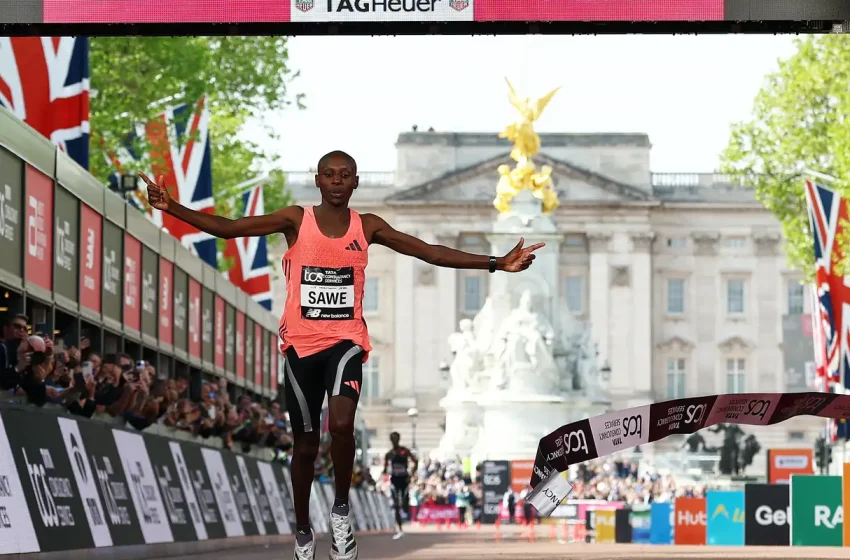  Sebastian Sawe faz história na maratona, primeiro sub-2 horas oficial