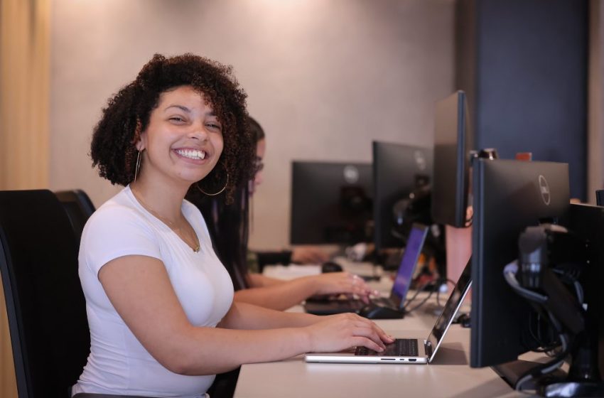  Inscrições abertas para estágio com bolsa a alunos do Ensino Médio