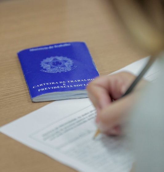  Itapevi oferece 1.800 vagas de emprego em diversas áreas. Veja aqui!