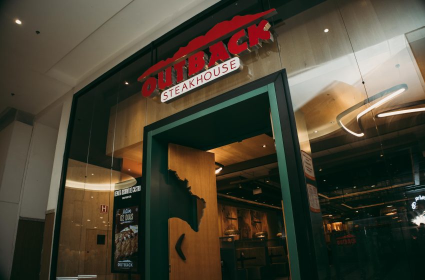  Outback Steakhouse expande presença na Zona Oeste de São Paulo com abertura no Continental Shopping 